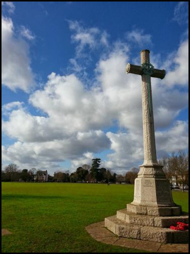 Giggs Hill Green